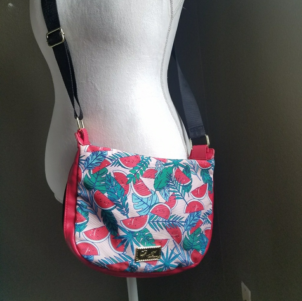 Betsey Johnson Expandable  Clutch